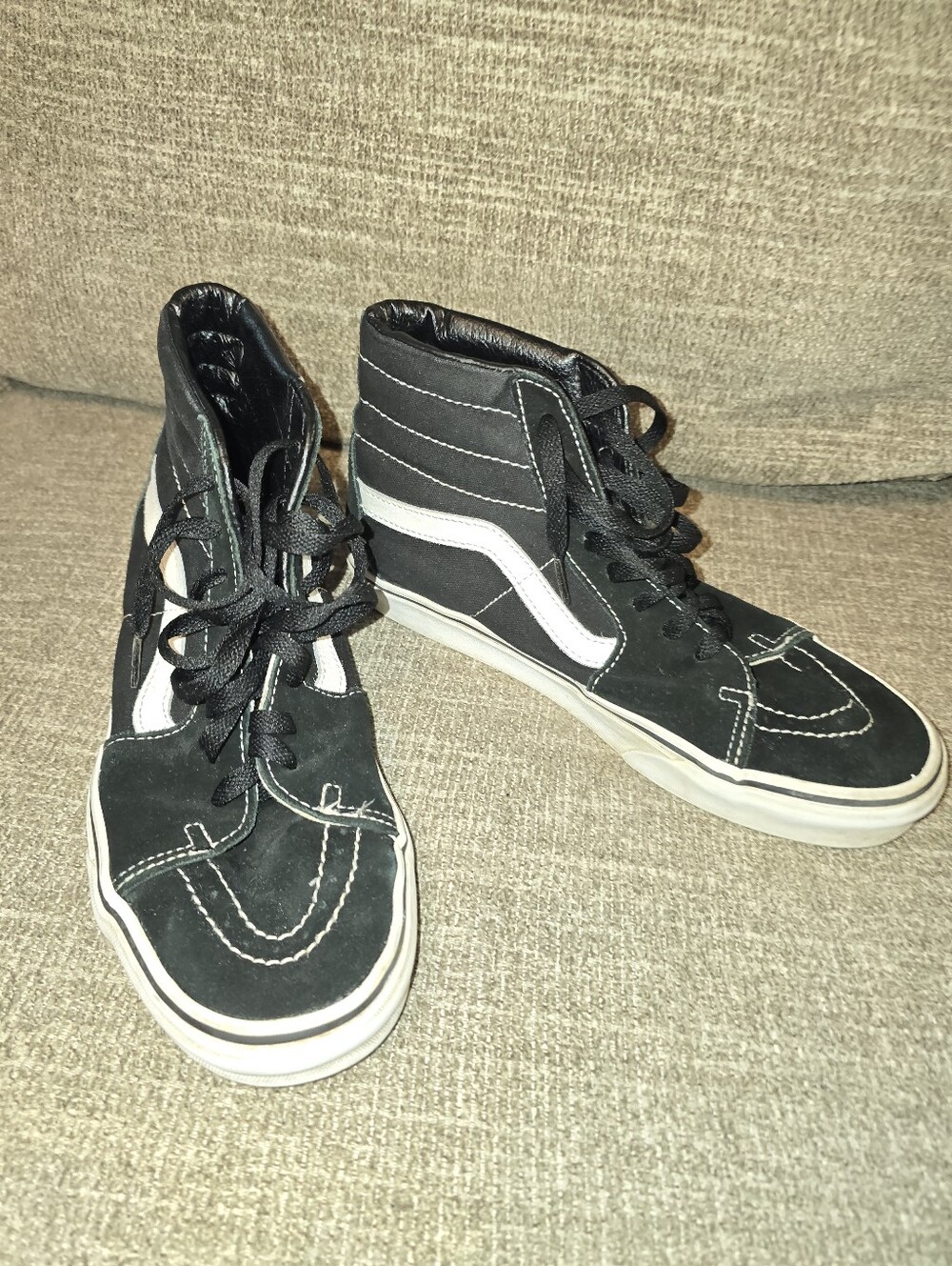Vans Men’s Sk8-Hi Black/White High-Top Skate Shoes Men 8 Women 9.5